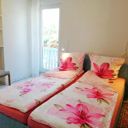 Ferienwohnung Mit Aussicht 피르나